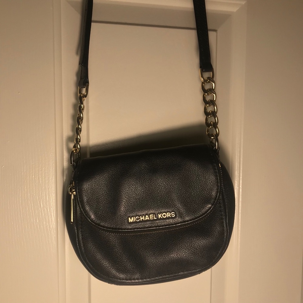 Micheal Kors Leather CrossBody Purse